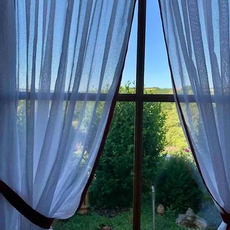 Freistehender In In Traumlage Mit Grossem Garten Διαμέρισμα