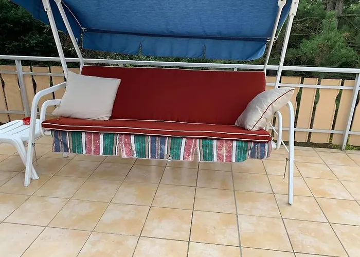Freistehender In In Traumlage Mit Grossem Garten Lejlighed