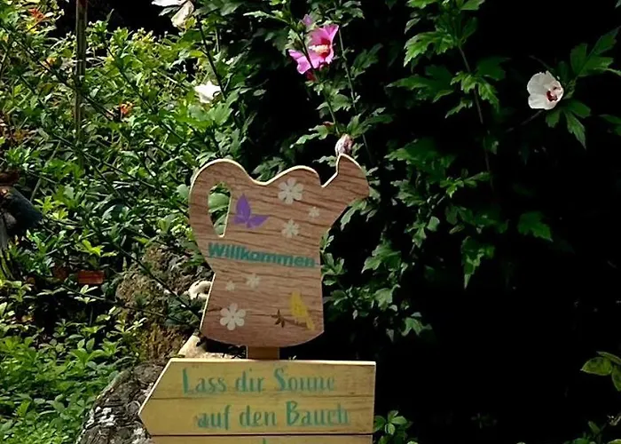 Lejlighed Freistehender In In Traumlage Mit Grossem Garten